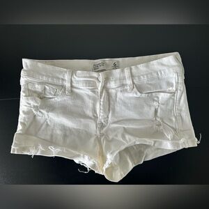 Abercrombie & Fitch white low rise shorts